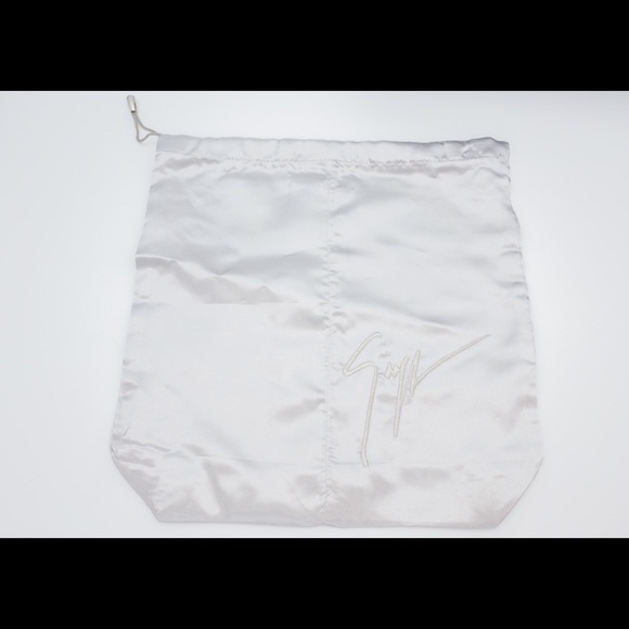 Authentic Giuseppe zanotti I70086 cam Nero sandals - Picture 12 of 16